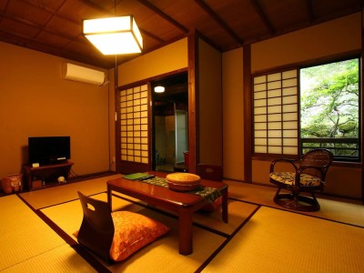 内湯付き和室 あざみ