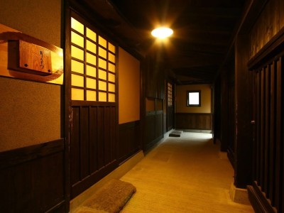 客室へ誘う回廊